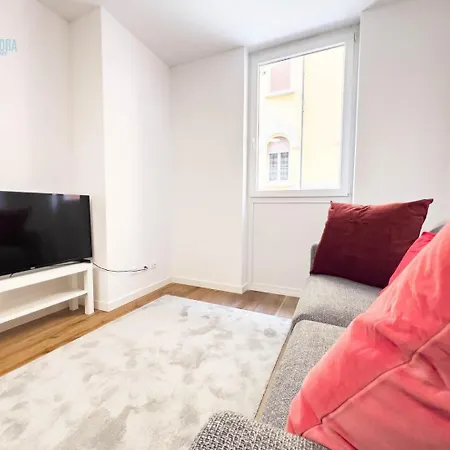Blue Life 2a Tirabora Short Rent Trieste