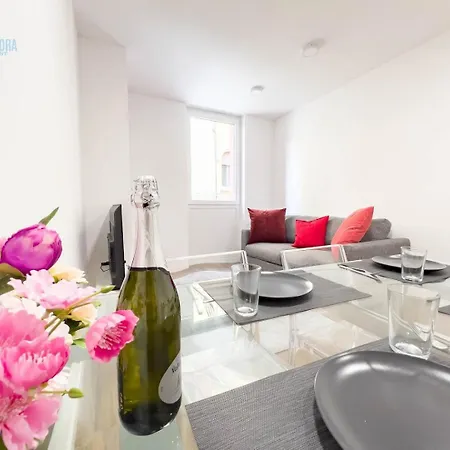 Blue Life 2a Tirabora Short Rent Trieste