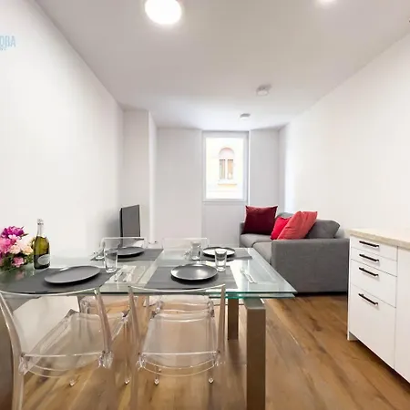 Blue Life 2a Tirabora Short Rent